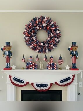 America 250 4th Of July Stars & Stripes Patriotic Bear 14"
Nutcracker Set Of 2